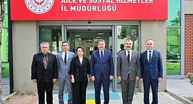 Eskişehir Valisi Yılmaz, Aile ve Sosyal Hizmetler İl Müdürlüğü'nde brifing aldı