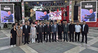 Eskişehir Valisi Yılmaz: "Yarın saat, akşam bu meydan inşallah dolup taşacak"