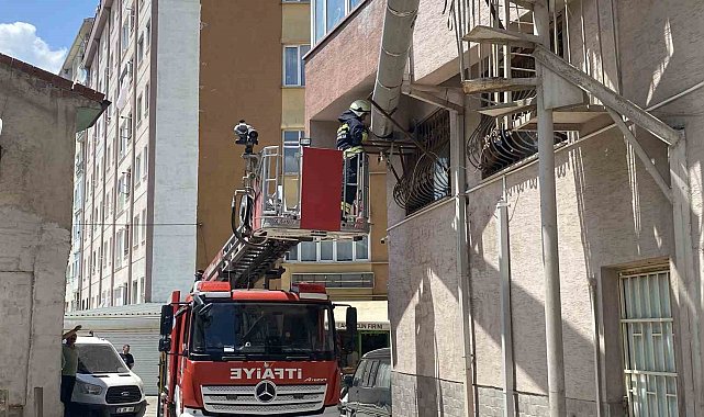 Eskişehir'de fırın bacasında çıkan yangın paniğe sebep oldu