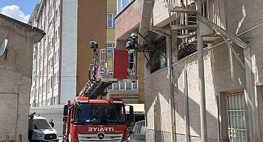 Eskişehir'de fırın bacasında çıkan yangın paniğe sebep oldu