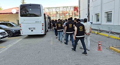 Eskişehir'de polisin de yaralandığı kavga ile ilgili 18 şüpheli adliyeye sevk edildi