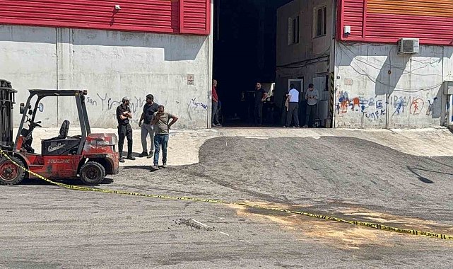 Gaziantep'te üzerine forklift devrilen genç işçi hayatını kaybetti
