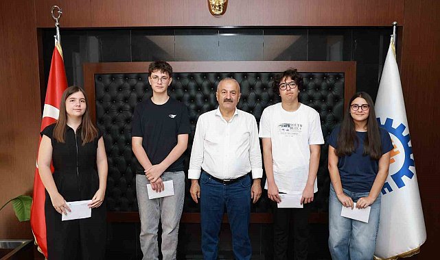 Gebze'den 4 öğrenci LGS'de 500 tam puan aldı
