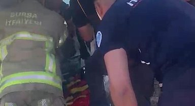 Gemlik'te işçi servisi ile otomobil çarpıştı: 15 yaralı