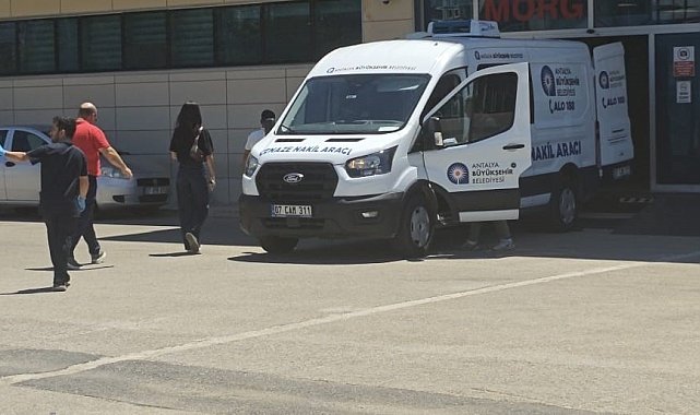 Genç kadını tabancayla vurarak öldürüp, ardından intihar etti