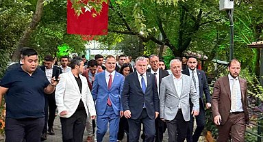 Gençlik ve Spor Bakanı Bak'tan Pınar Mahallesi'ne ziyaret