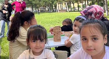 Gezici Kütüphane Yenişehir Parkı'nda çocuklarla buluştu