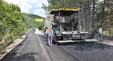 Gölcük Tabiat Parkı ile Dere Mahallesi arasındaki yol asfaltlanıyor