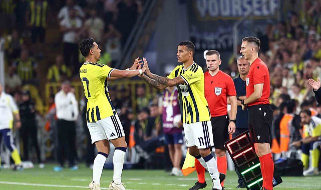 Greenwood, ilk kez Fenerbahçe forması giydi