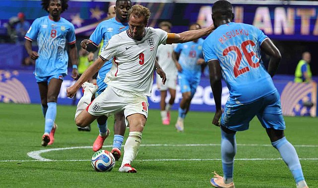 Harry Kane yıldızlaştı, İngiltere turladı