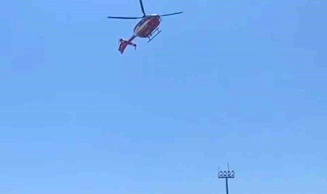 Hipotermi tedavisi gören bebek, ambulans helikopterle Diyarbakır'a sevk edildi