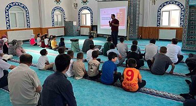 Hisarcık'ta Yaz Kur'an Kurslarında öğrenciler bilinçlendiriliyor