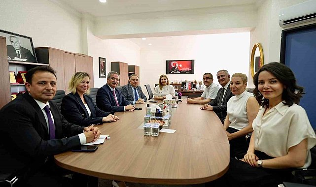 İl Milli Eğitim Müdürü Dr. Arpacı'dan LGS başarısıyla öne çıkan Gaziantep Kolej Vakfı Özel Okullarına anlamlı ziyaret