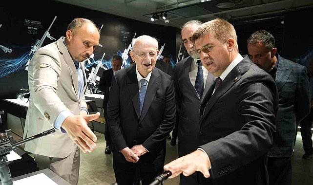 İsmail Kahraman MKE Silah Müzesine hayran kaldı: "Türkiye'nin büyüklüğünü ifade eden fevkalade bir eser"