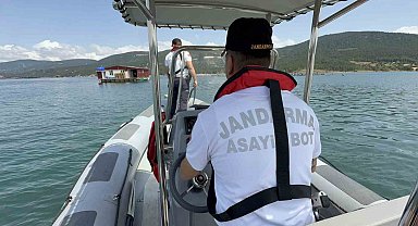 Jandarma çevre nöbetinde