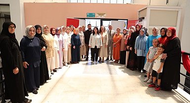 Kadın Emeği Merkezi'nde yıl sonu sergisi açıldı