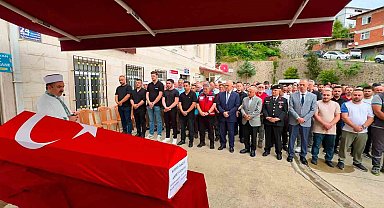 Kalp krizi sonucu hayatını kaybeden Kıbrıs gazisi son yolculuğuna uğurlandı
