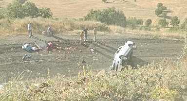 Kamyonet şarampole yuvarlandı: 4 yaralı