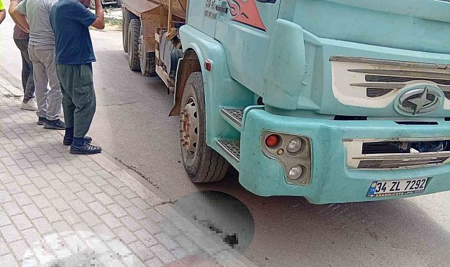 Kamyonun altında kalan bisikletli çocuk ağır yaralandı
