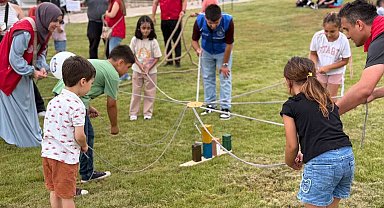 Karabük'te çocuklar karne festivalinde doyasıya eğlendi