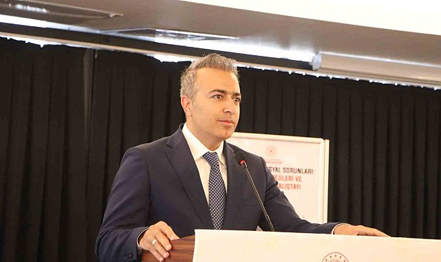 Karaman'da "Sosyal Sorunlar" çalıştayı düzenlendi
