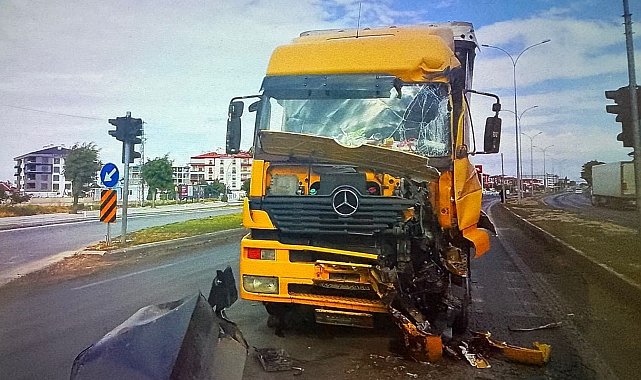 Karapınar'da iki ayrı kazada 2 kişi yaralandı