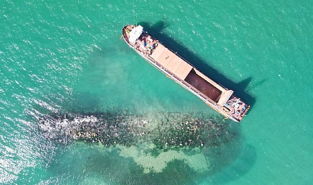 Karasu'da karaya oturan gemi yaklaşık 71 günün sonunda kurtarıldı
