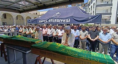 Kardeş katliamında hayatını kaybeden aile son yolculuğuna uğurlandı