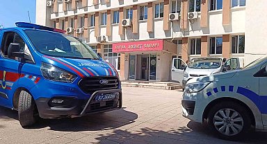 Kardeş katliamında zanlı adliyede: Arka kapıdan çıkarıldı