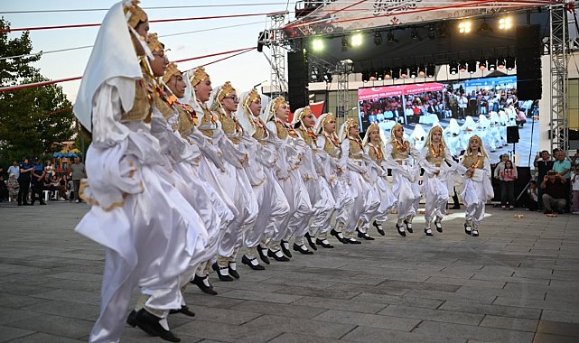 Kartepe'de Balkan esintisi