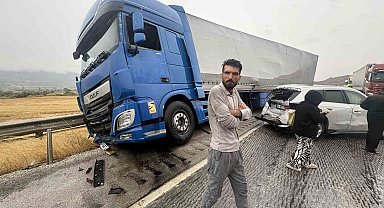 Kastamonu'da yağışın sebep olduğu 3 zincirleme kazada 1 kişi hayatını kaybetti, 12 kişi yaralandı