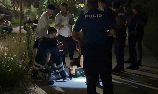 Kayseri'de parkta bıçaklı kavga: 1'i ağır, 3 yaralı