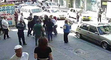 Kaza sonrası çıkan kavgada ortalık savaş alanına döndü: Kadın sürücüyü böyle darp etti