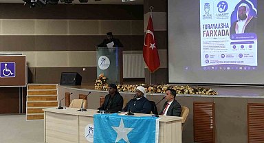 KBÜ'de uluslararası öğrenciler "Mutluluğun Anahtarı" konferansında buluştu