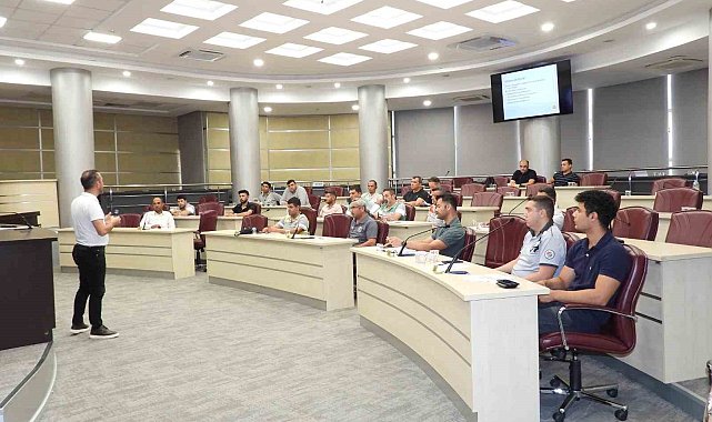 Kepez Belediyesi'nden personele "Afetlerde İş Güvenliği Eğitimi"