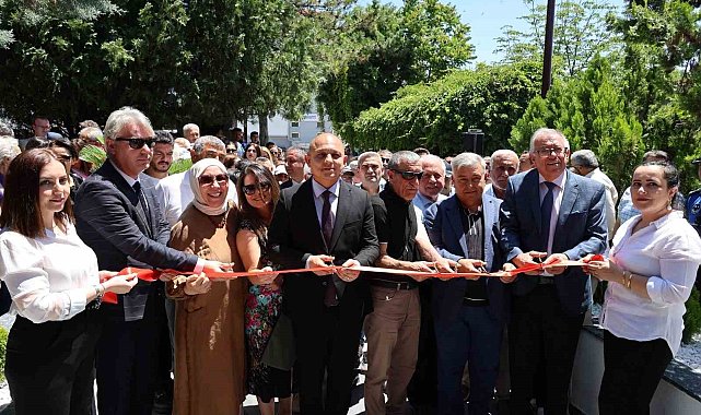 Kırıkkale'de ATA Sosyal Tesisleri vatandaşların hizmetine açıldı
