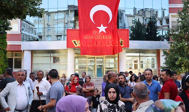Kırşehirliler 15 Temmuz'un 10. yılında Cacabey Meydanı'nda buluştu