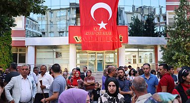 Kırşehirliler 15 Temmuz'un 10. yılında Cacabey Meydanı'nda buluştu