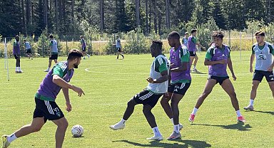 Kocaelispor, Topuk Yaylası'nda yeni sezon hazırlıklarını sürdürüyor