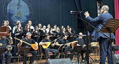 Konservatuvar öğrencilerinden türkü dolu gece