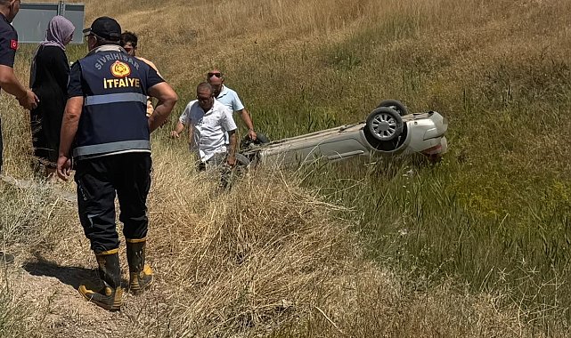Konya-Eskişehir yolunda otomobil şarampole devrildi: 2 yaralı