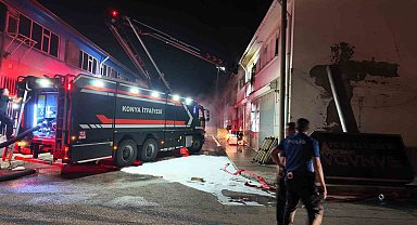 Konya'da iş yerinde yangın paniği