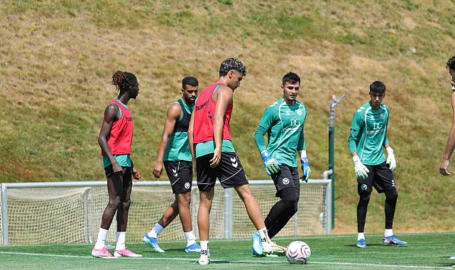 Konyaspor, Slovenya kampındaki hazırlıklarını sürdürüyor
