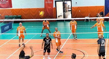 Köyceğiz veteran voleybol etkinliği tamamlandı