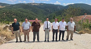 Köylerde parke taşı döşeme çalışmaları sürüyor