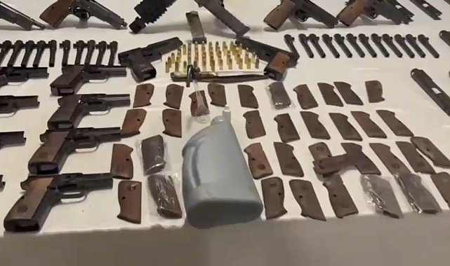 Kütahya'da kaçak silah ve uyuşturucu operasyonu, 5 şüpheli yakalandı