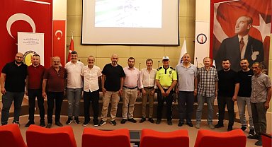 Kütahya'da makam şoförlerine trafik güvenliği eğitimi