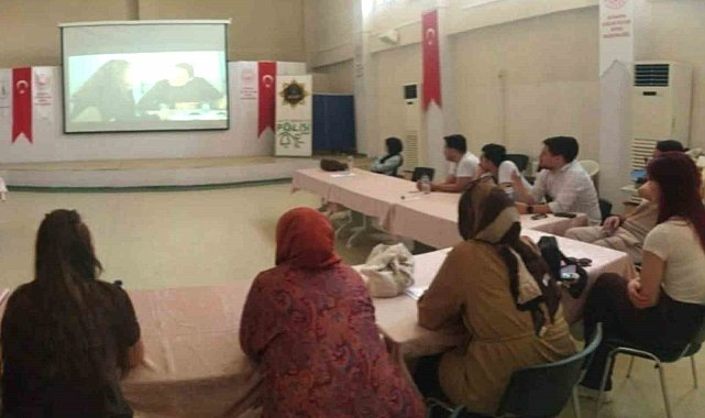 Kütahya'da uyuşturucuyla mücadele kapsamında bilgilendirme faaliyeti