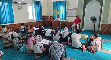 Kuyucak'ta Yaz Kur'an Kursu öğrencilerine rehberlik seminerleri