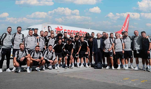 Lukas Podolski'nin takımı Gornik Zabrze, Fenerbahçe deplasmanına Corendon Airlines ile uçtu